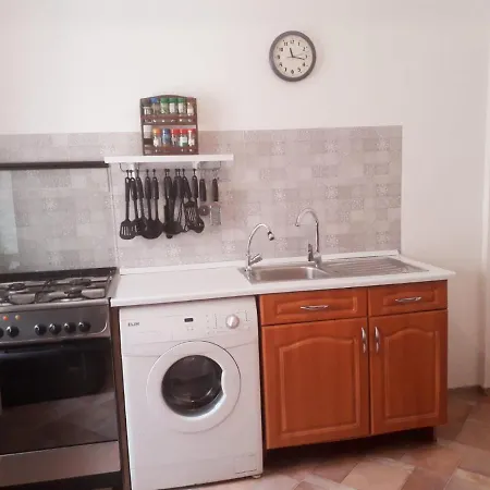 Rozmaring Apartman Holiday home